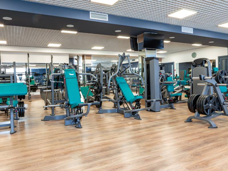 Gym_cleaning